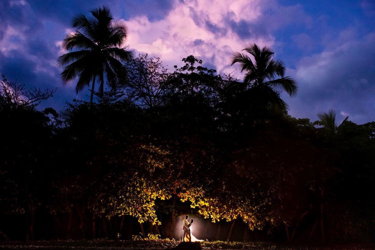 rainforest-photo-bride-groom